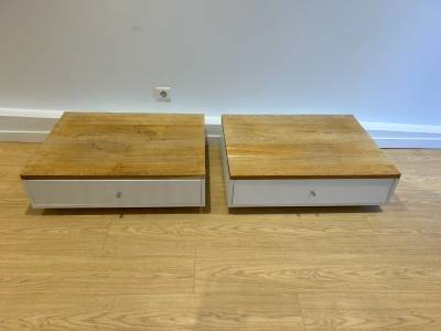 Caisson pour vitrine ou mise en avant silhouette, sur roulettes, avec rangement, finition chêne