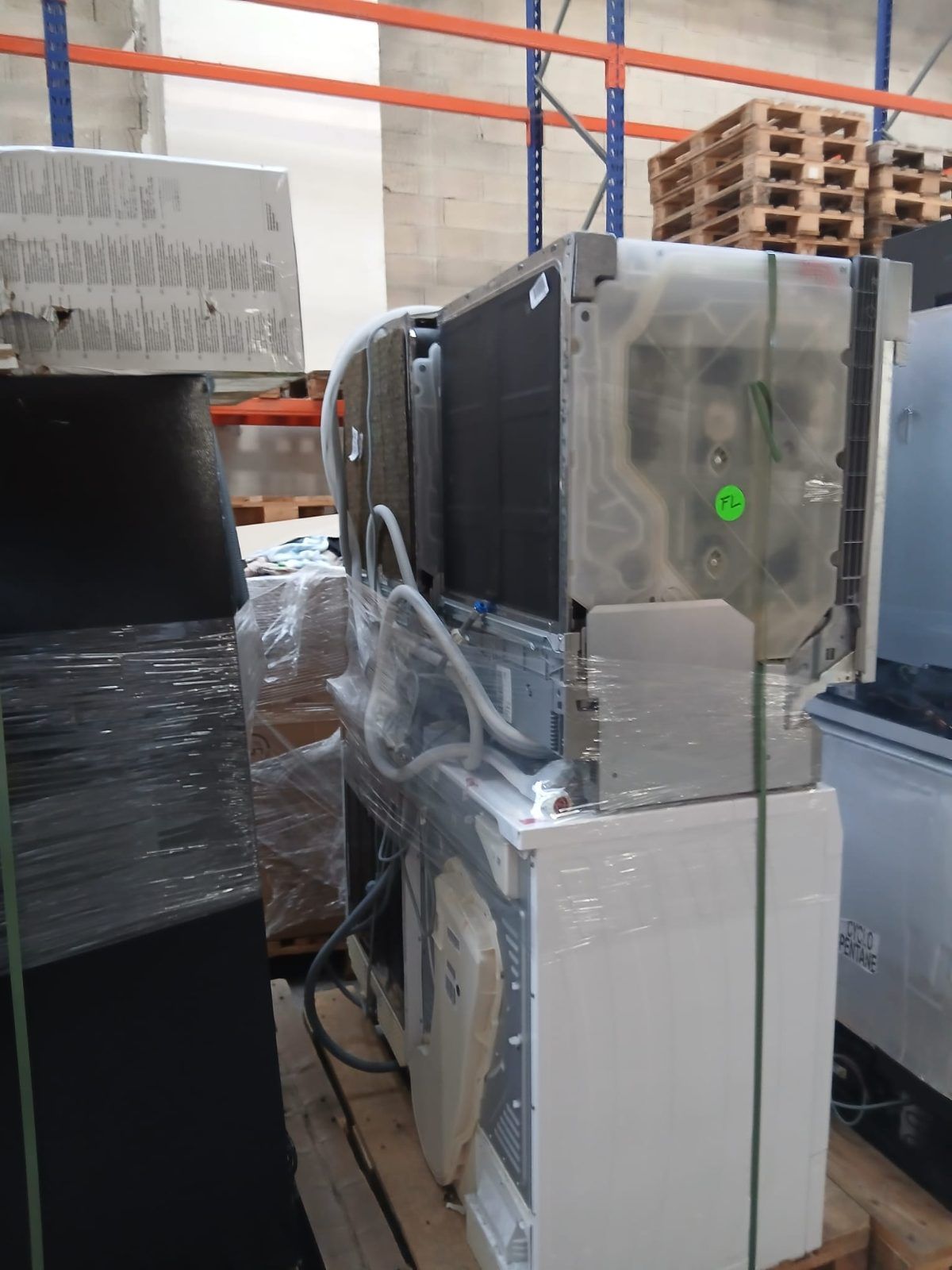 Photo 3 : VEND ELECTROMENAGER A L'UNITE ET LOT DE 10 APPAREILS ELECTROMENAGERS