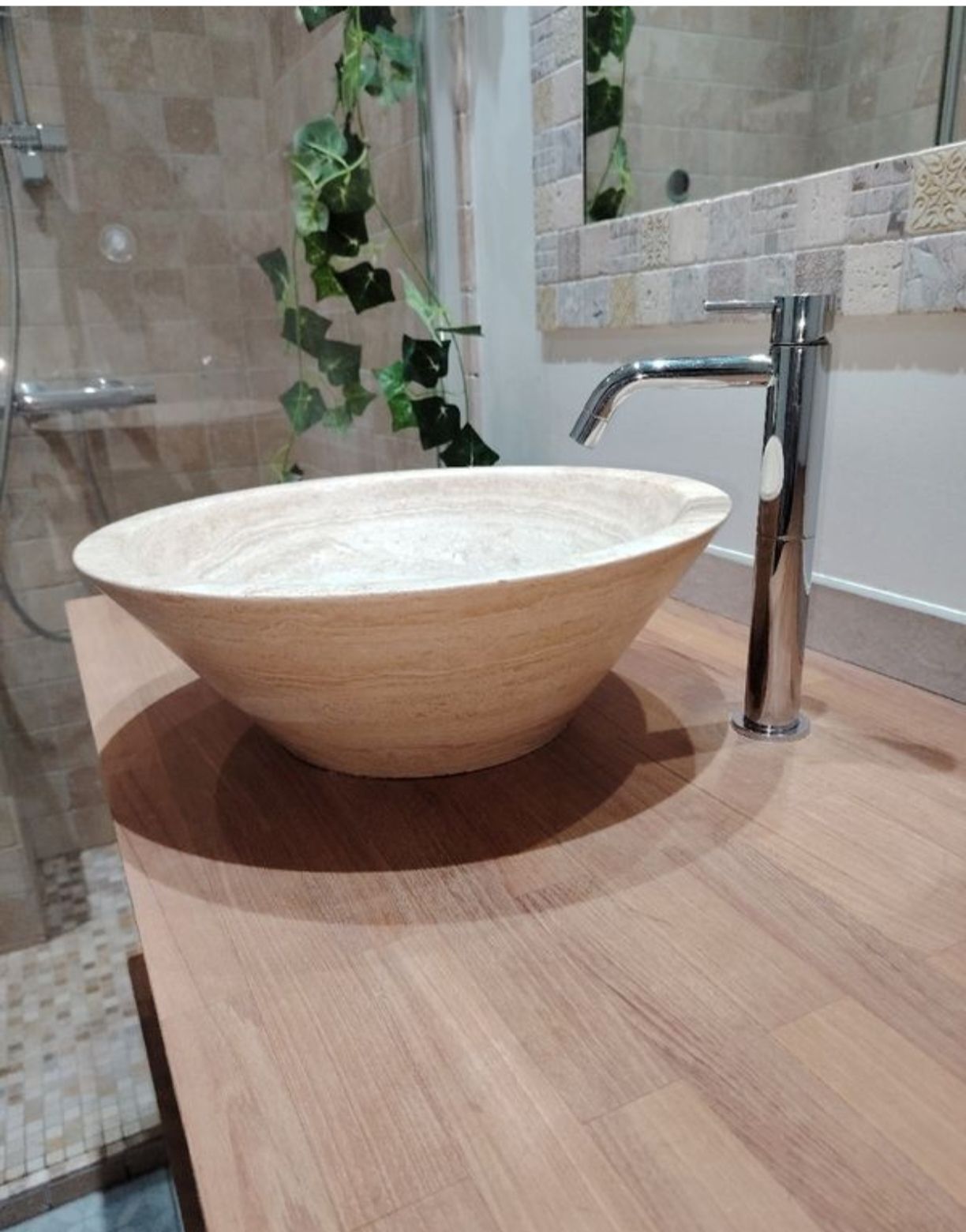 Photo 3 : Ensemble, vasque et mitigeur