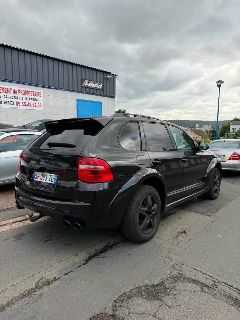 PORSCHE CAYENNE — photo 4