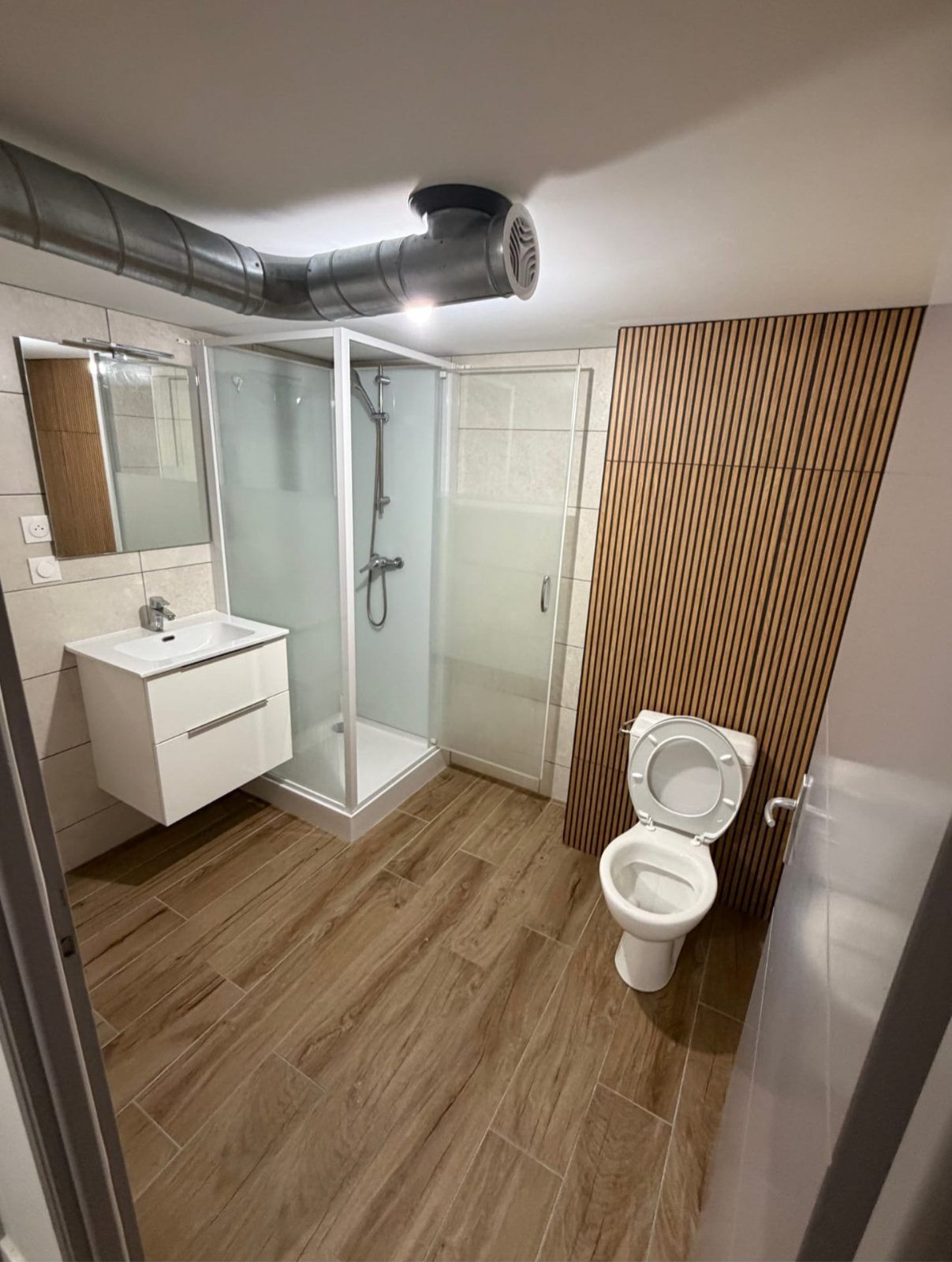 Photo 3 : Joli t2 refait à neuf 45 m² 500 €