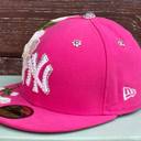 Photo 3 : Casquette custom New Era 59 fifty NY rose roses 56 cm
